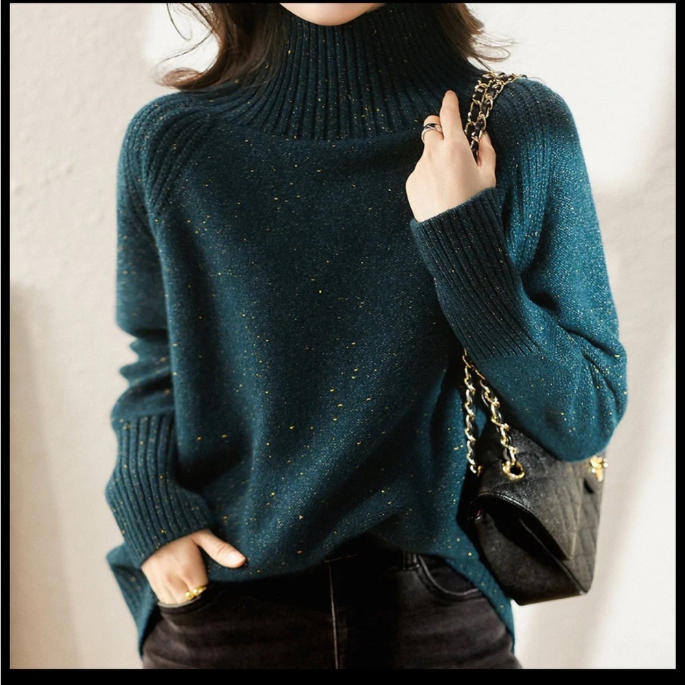 NWT Orwya Blue mock neck sweater with gold flecks, M (fits like an S)
